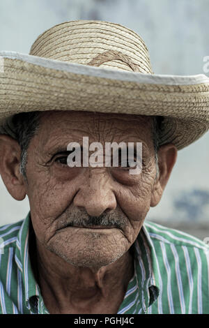 Portrait of old man in Suchitoto, El Salvador Stock Photo