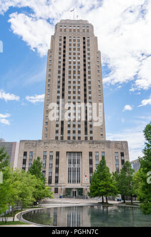 KANSAS CITY, MO - JUNE 20, 2018: City Hall Building in Kansas City, Missouri Stock Photo