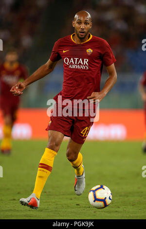 Stadio Olimpico, Rome, Italy. 27th Aug, 2018. Serie A Football, Roma versus Atalanta; Steven Nzonzi of Roma breaks with the ball Credit: Action Plus Sports/Alamy Live News Stock Photo