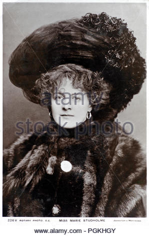 Marie Studholme portrait, 1872 – 1930, was an English actress and singer known for her supporting and sometimes starring roles in Victorian and Edwardian musical comedy, vintage real photograph postcard from 1904 Stock Photo