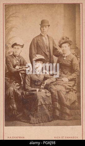 Swansea, Wales CDV (Carte De Visite) of a Victorian Man and Three Victorian Ladies Stock Photo