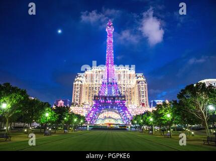 Macau, Macau, China. 28th Aug, 2018. Macau, CHINA-Night scenery of the Parisian Macao's Eiffel Tower in Macau, China. The tower is a half-scale replica of the Eiffel Tower. Credit: SIPA Asia/ZUMA Wire/Alamy Live News Stock Photo