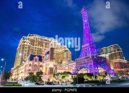 Macau, Macau, China. 28th Aug, 2018. Macau, CHINA-Night scenery of the Parisian Macao's Eiffel Tower in Macau, China. The tower is a half-scale replica of the Eiffel Tower. Credit: SIPA Asia/ZUMA Wire/Alamy Live News Stock Photo