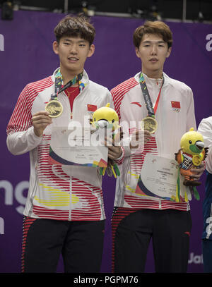 Jakarta. 28th Aug, 2018. Bronze medalists Li Junhui /Liu Yuchen(L) of China pose during the awarding ceremony for the men's doubles final at the 18th Asian Games in Jakarta, Indonesia on Aug. 28, 2018. Credit: Fei Maohua/Xinhua/Alamy Live News Stock Photo