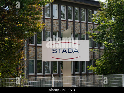 Bad Vilbel, Germany. 28th Aug, 2018. The company logo of Stada in front of one of the buildings at the headquarters of the pharmaceutical manufacturer. Credit: Frank Rumpenhorst/dpa/Alamy Live News Stock Photo