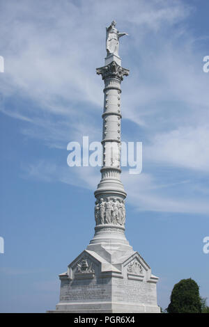 Yorktown, Virginia, USA. Yorktown Victory Monument (Monument to the Alliance and Victory), erected in 1884. Stock Photo