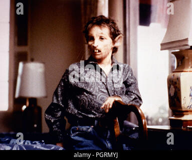 Ratboy, USA 1986, Regie: Sondra Locke, Darsteller: Sharon Baird Stock ...