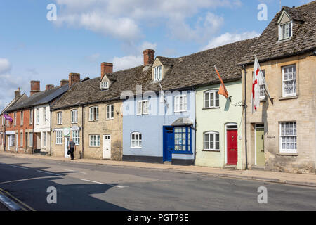 Period houses, High Street, Lechlade-on-Thames, Gloucestershire, England, United Kingdom Stock Photo