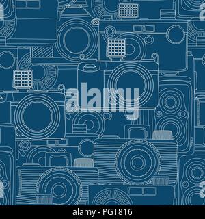 Seamless wallpaper pattern with vintage cameras sketch Stock Vector