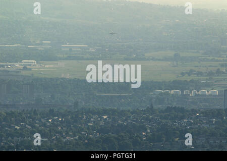 Not much space as rush hour traffic takes off and lands at Glasgow International Airport, Renfrewshire, Scotland. Stock Photo