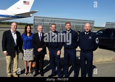 Alaska Senator Dan Sullivan, Leslie Hadukavich, Secretary of Defense James N. Mattis, U.S. Air Force Lt. Gen. Ken Wilsbach, the 11th Air Force commander, Col. David Mineau, the 354th Fighter Wing Fighter Wing commander, and Chief Master Sgt. Gene Kapuchuck, the 354th FW interim command chief, pose for a photo June 25, 2018 at Eielson Air Force Base, Alaska. Mattis stopped in Alaska as part of a tour of the Indo-Pacific Region. Stock Photo
