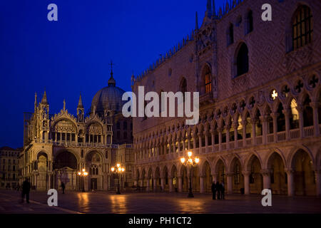 Palazzo Ducale and Basilica di San Marco, Venice, Italy: a nearly empty Piazzetta San Marco at dawn Stock Photo