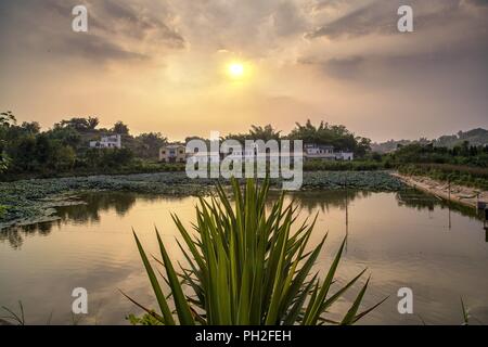 Chongqing, Chongqing, China. 30th Aug, 2018. Chongqing, CHINA-Scenery of Youxi Town in southwest China's Chongqing. Credit: SIPA Asia/ZUMA Wire/Alamy Live News Stock Photo