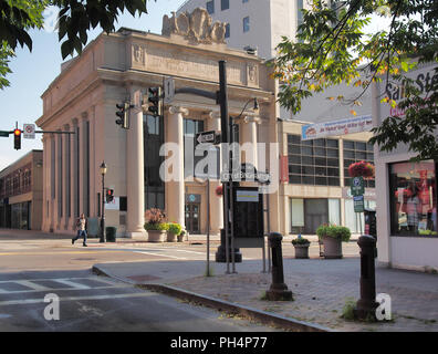 Binghamton, New York , USA. August 29, 2018. Downtown Binghamton,Broome County  in the southern tier of New York State, on a weekday morning Stock Photo