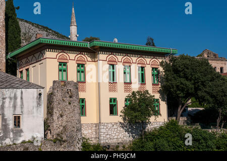 Bosnia: the skyline of Mostar with a palace example of Austro-Hungarian architecture built during the period of Austro-Hungarian rule (1878–1918) Stock Photo