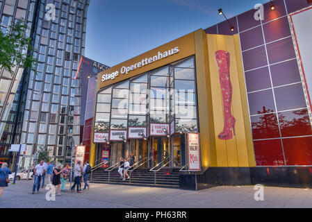 reeperbahn-stage-operettenhaus-musical-theater-st-pauli-hamburg