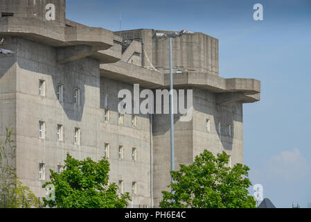 Flakturm IV, Heiligengeistfeld, St. Pauli, Hamburg, Deutschland Stock Photo