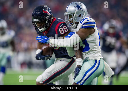 August 30, 2018: Houston Texans wide receiver Bruce Ellington (12) runs  with the ball during the 1st quarter of a preseason NFL football game  between the Houston Texans and the Dallas Cowboys