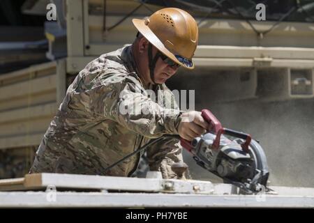 army sgt training 315th during construction california vertical guard national company were their alamy roberts noncommissioned edilson officer david project