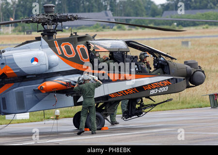 Hughes AH-64 Apache - Luchtmachtdagen 2013 in Völkel. Stock Photo