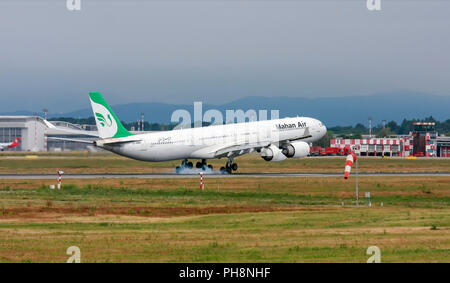 Iranian Mahan Air Airbus A340-600 (EP-MME) at Malpensa (MXP / LIMC), Milan, Italy Stock Photo