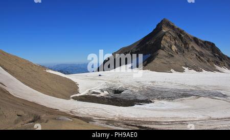 Glacier de Diablerets and Mt Oldenhorn in summer Stock Photo