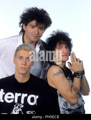 Die Ärzte (v.l. Farin Urlaub, Rodrigo González, Bela B) On 09.06.1994 ...