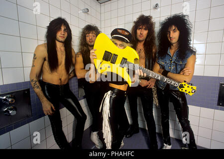 lita-ford-on-04111988-in-