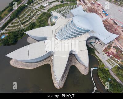 August 31, 2018 - Guangzh, Guangzh, China - Guangzhou, CHINA-The kapok flower shaped building is Guangzhou Science Center in Guangzhou, south China's Guangdong Province. (Credit Image: © SIPA Asia via ZUMA Wire) Stock Photo