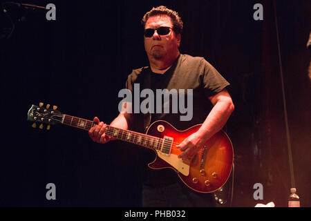 Norway, Oslo - August 30, 2018. The American rock band Los Lobos performs a live concert at Cosmopolite in Oslo. Here singer and guitarist Cesar Rosas is seen live on stage. (Photo credit: Gonzales Photo - Per-Otto Oppi). Credit: Gonzales Photo/Alamy Live News Stock Photo
