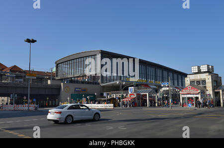 Bahnhof Zoo, Hardenbergplatz, Charlottenburg, Berlin, Deutschland Stock Photo