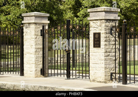 Barbara Bush burial site at the George Bush Presidential Library on the campus of Texas A&M University in College Station, Texas, USA. Stock Photo