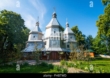 Wooden church of Nativity of Blessed Virgin Mary, UNESCO World Heritage Site, Nyzhniy Verbizh, Ukraine, Europe Stock Photo