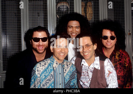 Toto (l-r): David Paich, Mike Porcaro, Jean-Michel Byron, Jeff Porcaro, Steve Lukather on 14.09.1990 in Saarbrücken. | usage worldwide Stock Photo