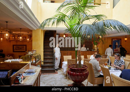 Inside of Mariage Freres restaurant on Rue du Bourg Tibourg in Le Marais in  Paris Stock Photo - Alamy