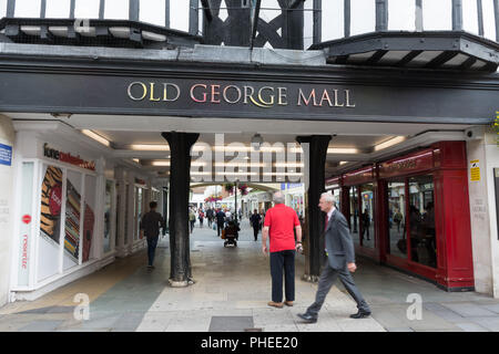 Entrance to Old George Mall shopping centre off of the High Street in Salisbury, Wiltshire, UK Stock Photo