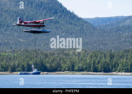 Single Prop Airplane Pontoon Plane Water Landing Alaska Last Frontier Stock Photo