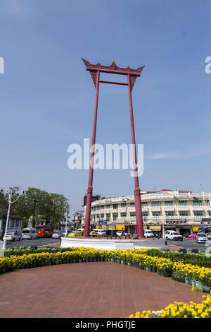 THAILAND BANGKOK GATE SAO CHING CHA Stock Photo Alamy