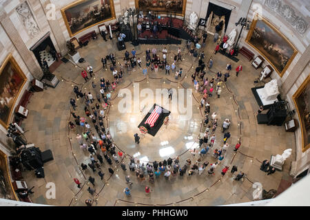 Washington, United States Of America. 31st Aug, 2018. Photo taken from the Dome of the United States Capitol of the Lying in State honoring the late US Senator John McCain (Republican of Arizona) in the US Capitol Rotunda in Washington, DC on Friday, August 31, 2018. Credit: Ron Sachs/CNP (RESTRICTION: NO New York or New Jersey Newspapers or newspapers within a 75 mile radius of New York City) | usage worldwide Credit: dpa/Alamy Live News Stock Photo