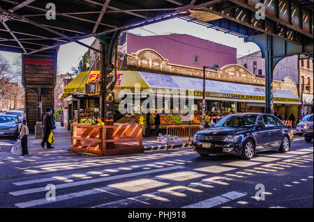 55th Street (BMT West End Line) Subway Station Sunset Park, Brooklyn   New York, New York, USA Stock Photo