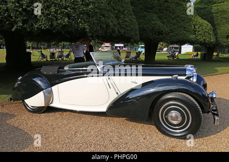 Lagonda V-12 Rapide Coupé (1938), Concours of Elegance 2018 (Preview Day), 31 August 2018. Hampton Court Palace, London, UK, Europe Stock Photo