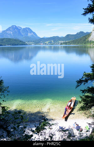 Altaussee: lake Altausseer See, beach, bather, Ausseerland-Salzkammergut, Steiermark, Styria, Austria Stock Photo