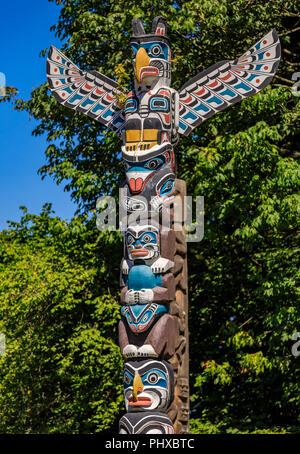 First Nations American Indian thunderbird totem pole at Brockton Point in Stanley Park in Vancouver, Canada Stock Photo