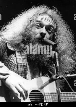 ian anderson, jethro tull, 70s Stock Photo - Alamy