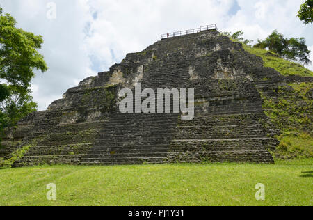 Gran Pyramide, Great pyramid, Tikal, Guatemala, Mayan ruins, main structure in Lost World complex Stock Photo