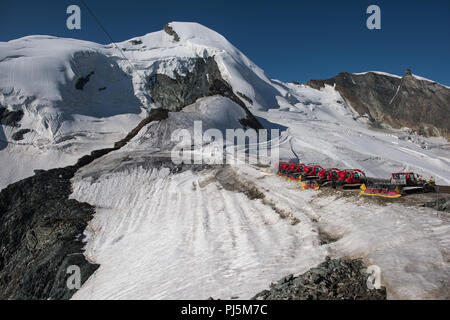 summer ski Resort mittelallalin 3500 m ü. M. saas fee, switzerland Stock Photo