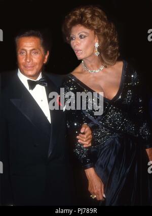 Sophia Loren and Valentino Garavani attend the Green Carpet Fashion Awards  during the Milan Spring/Summer 2020 Fashion Week on September 22, 2019 in  Milan, Italy. Photo by Marco Piovanotto/ABACAPRESS.COM Stock Photo 