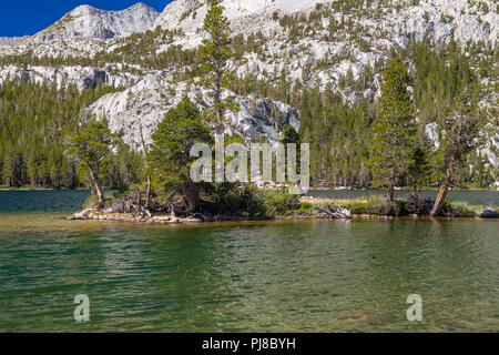 sparkling clear water at 2nd Lake on the Hilton Lakes Trail in the Eastern Sierra Nevada Mountains California USA Stock Photo