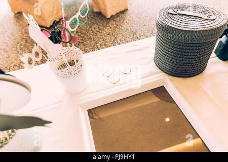 Polaroid guest book hi-res stock photography and images - Alamy