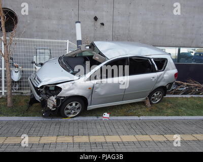 Suminoe-ku, Osaka city, Japan. 5th Sep, 2018. Debris is seen in Osaka on September 5, 2018, a day after powerful Typhoon Jebi hit western Japan. Credit: AFLO/Alamy Live News Stock Photo